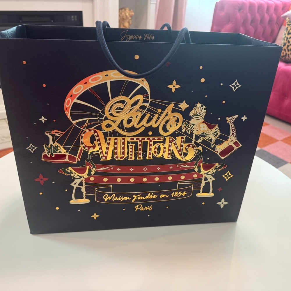 Louis Vuitton Black, Gold & Red Carousel Gift Bag like new